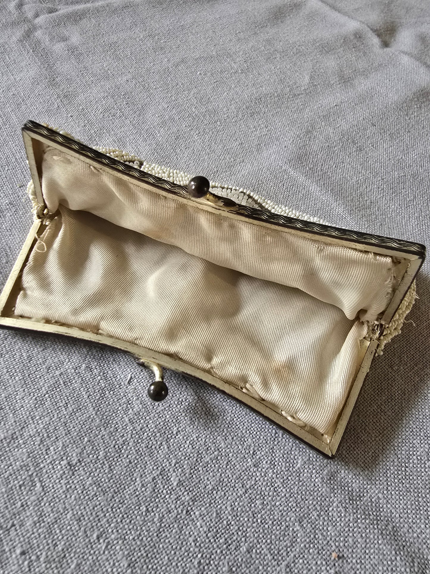 Le reticule perlé