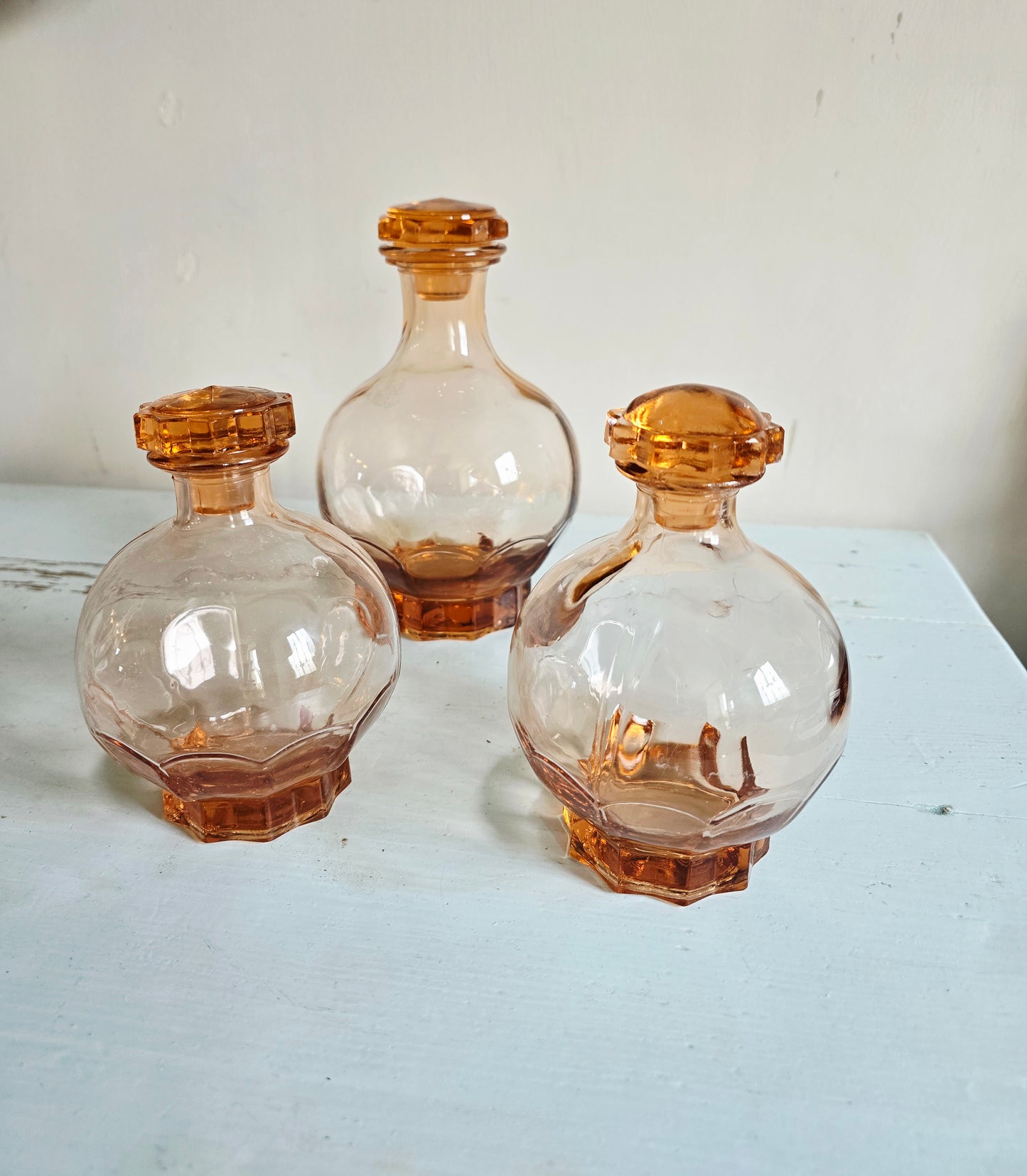 Les 3 carafes à liqueur