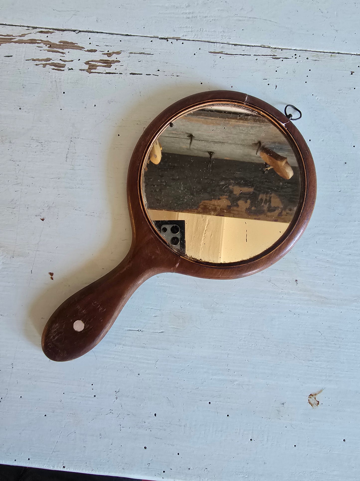 Le miroir à main ancien