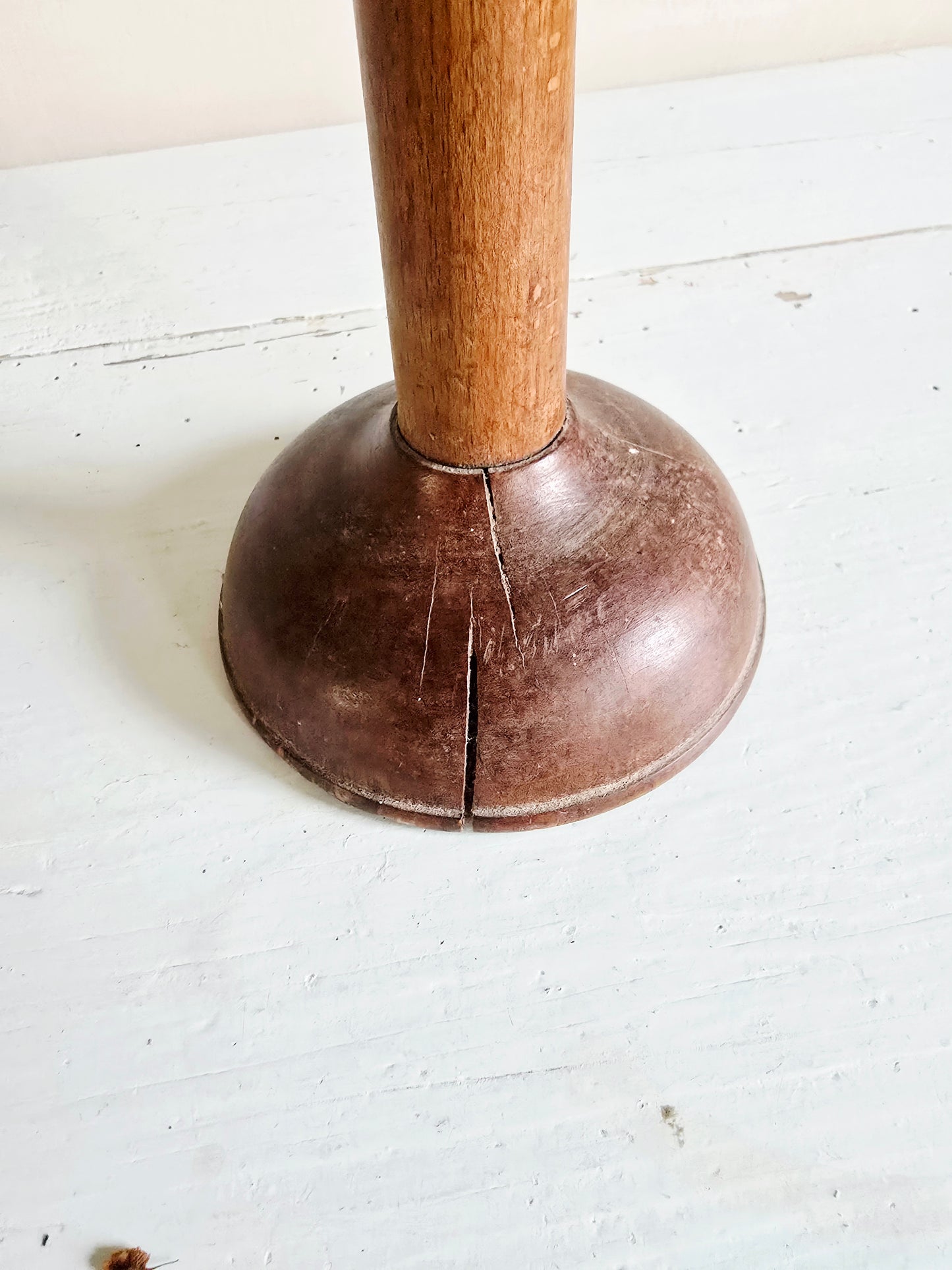 Le porte-chapeau en bois