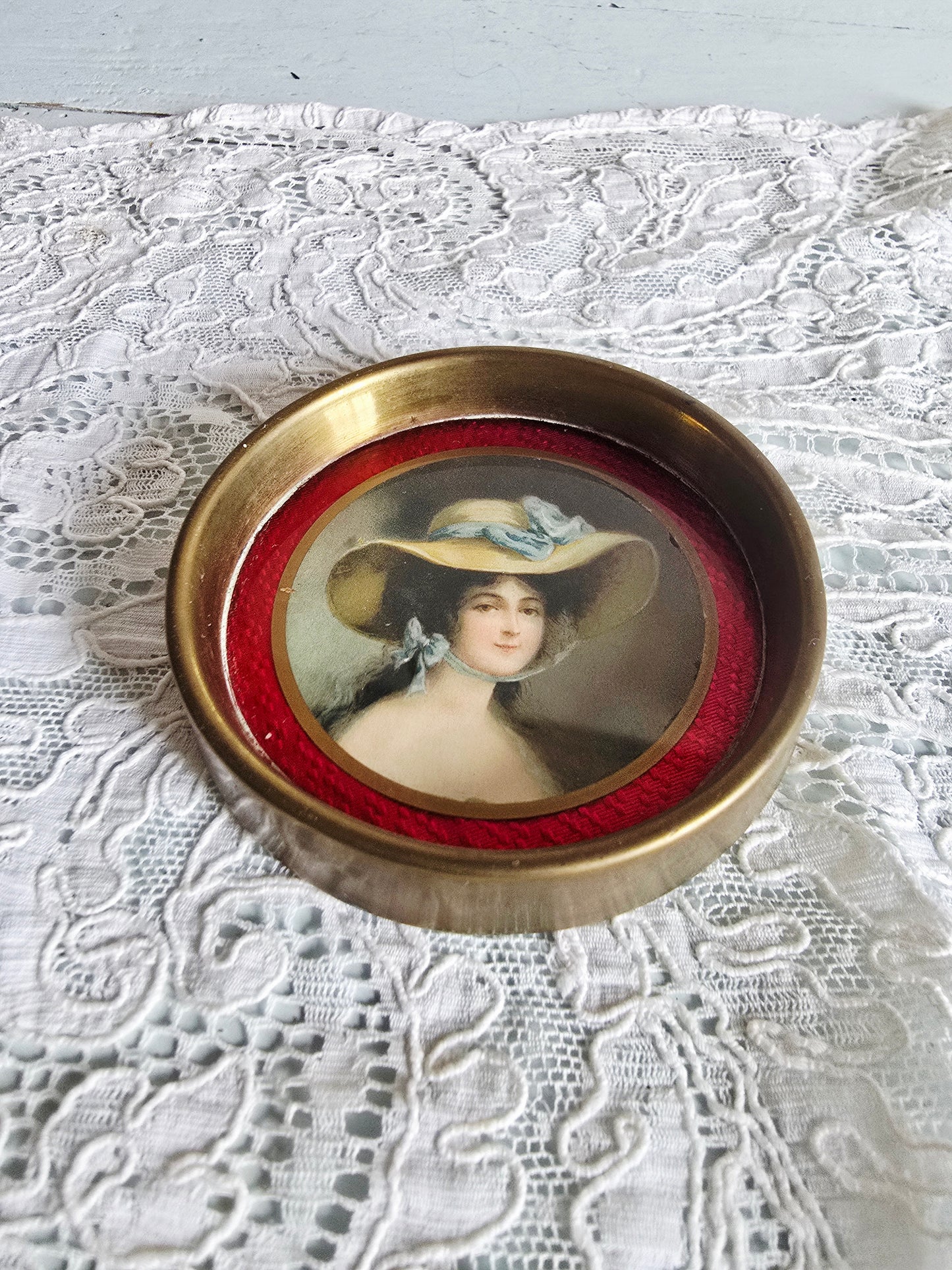 Les sous-verres en laiton