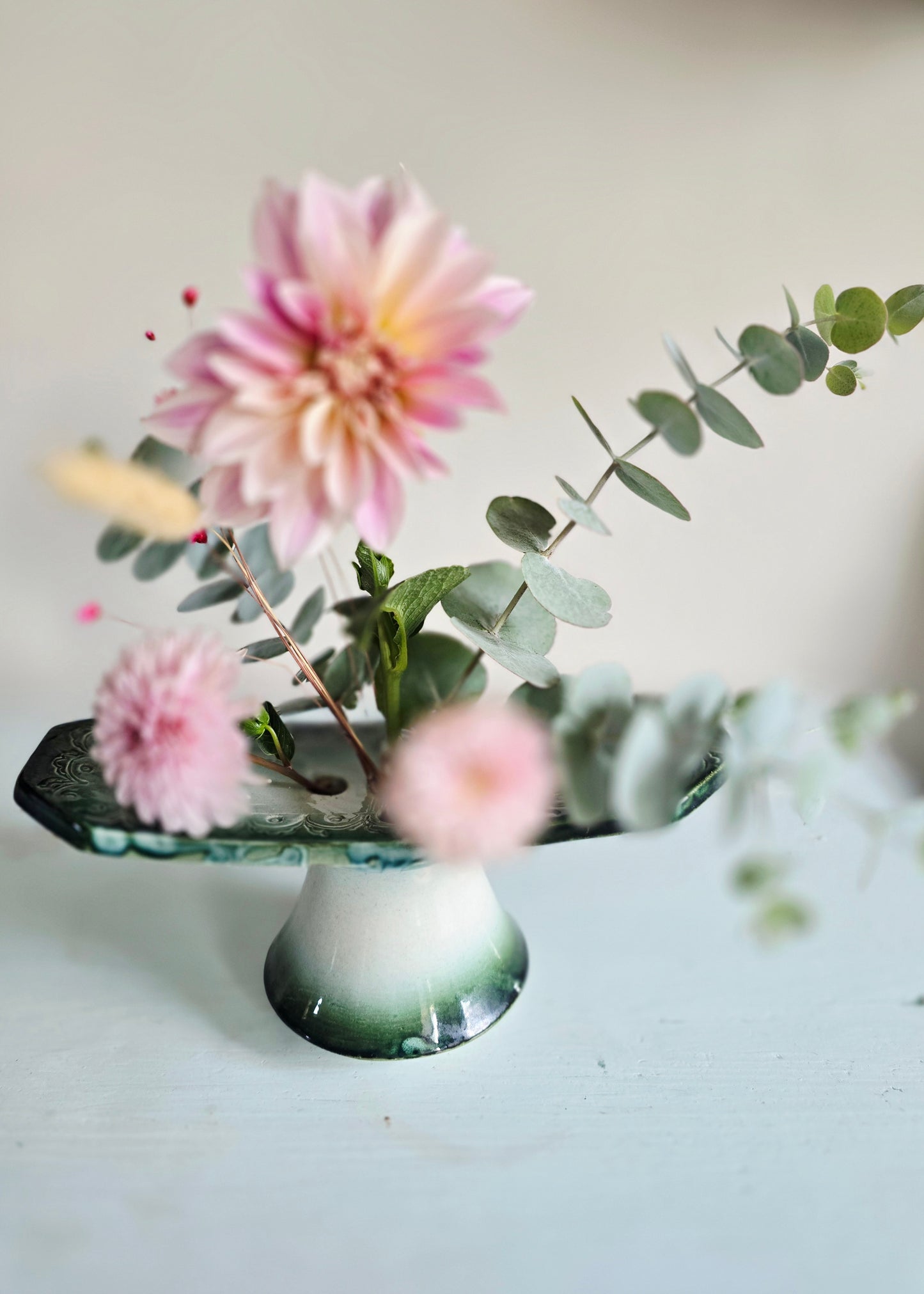 Le pique-fleurs en barbotine