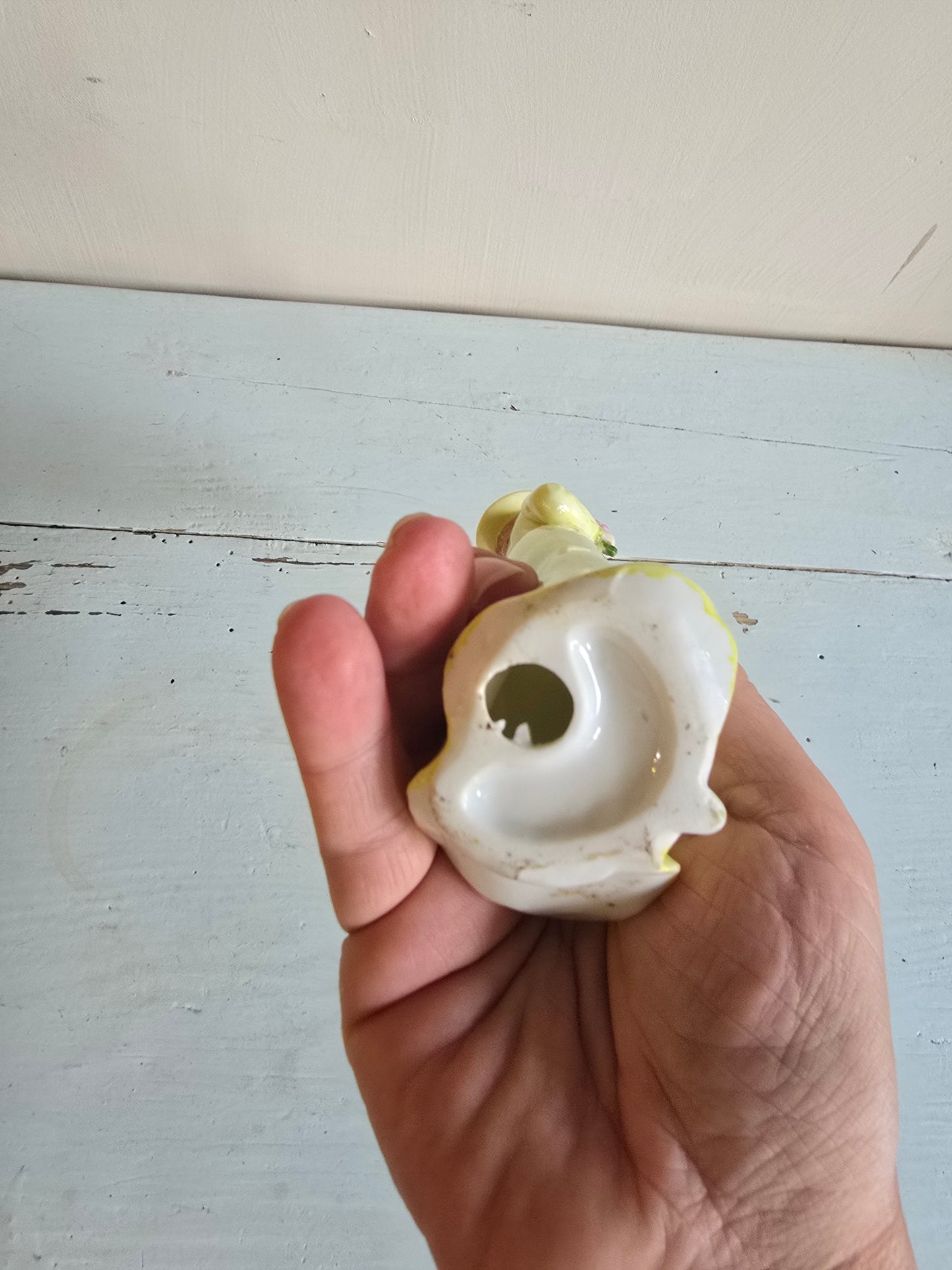 La figurine dame en vert
