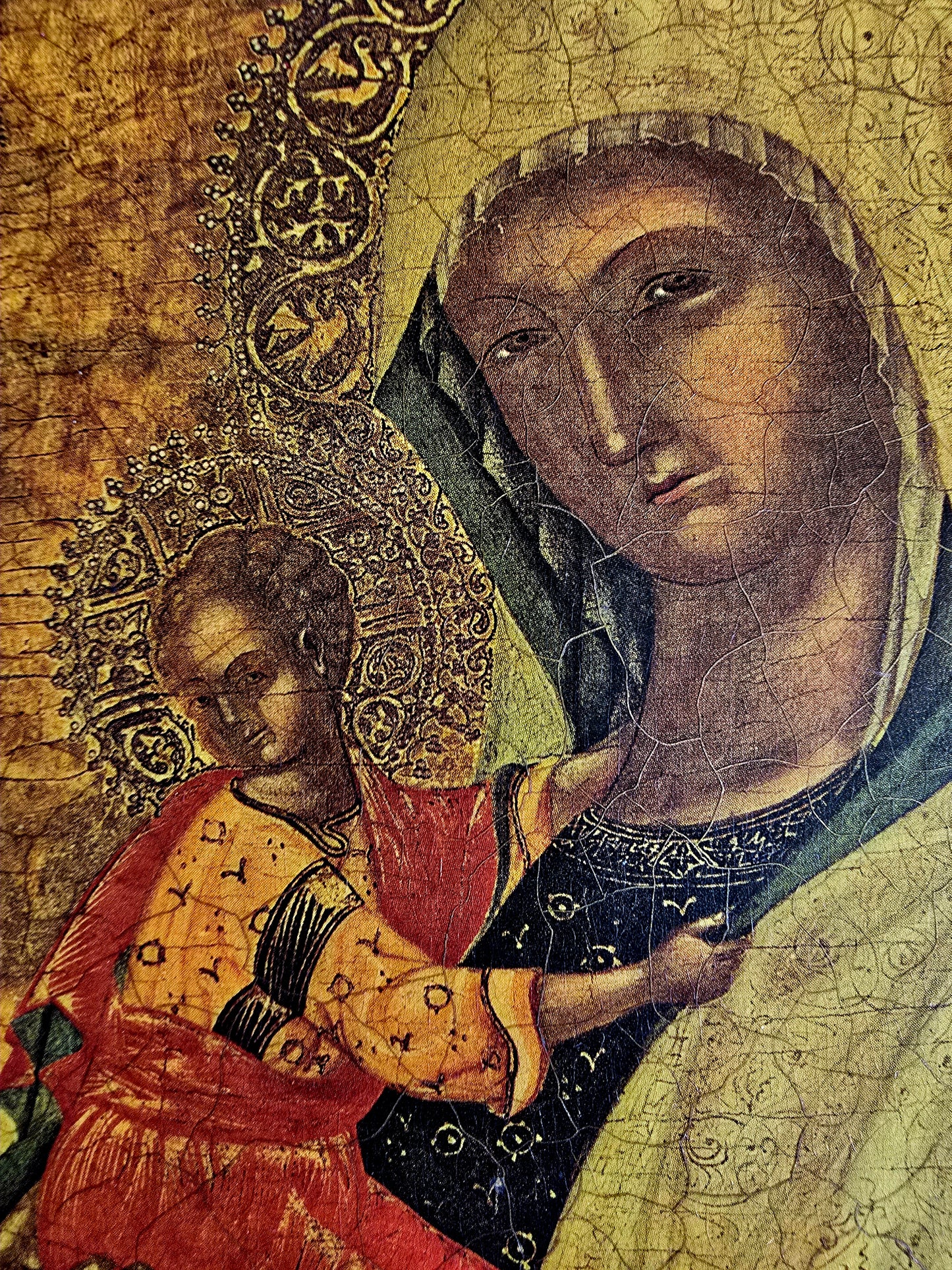 La vierge à l'enfant