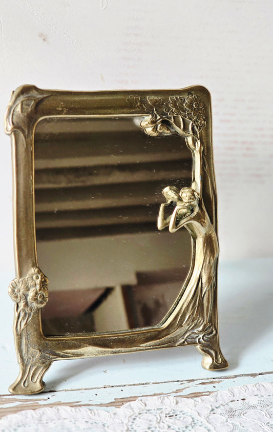 Le miroir de courtoisie
