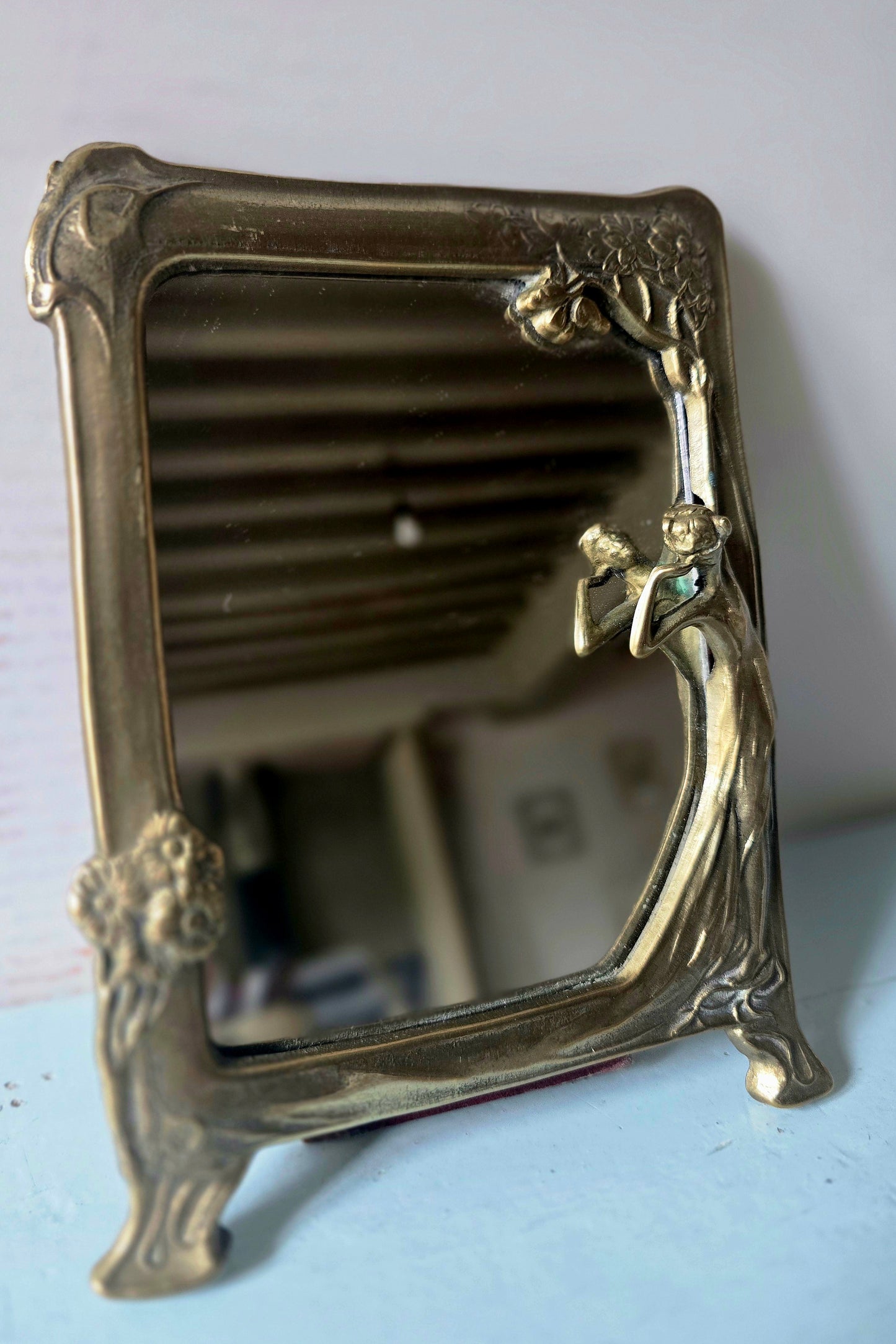Le miroir de courtoisie
