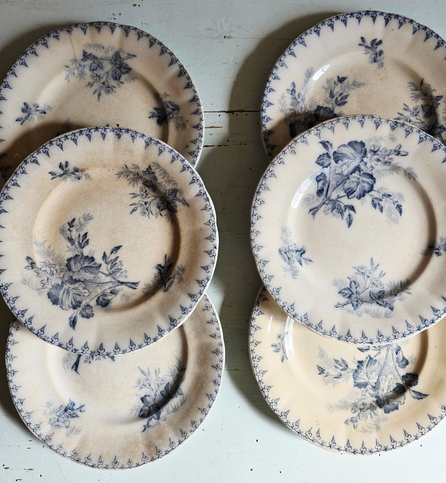 Les assiettes à dessert Flore