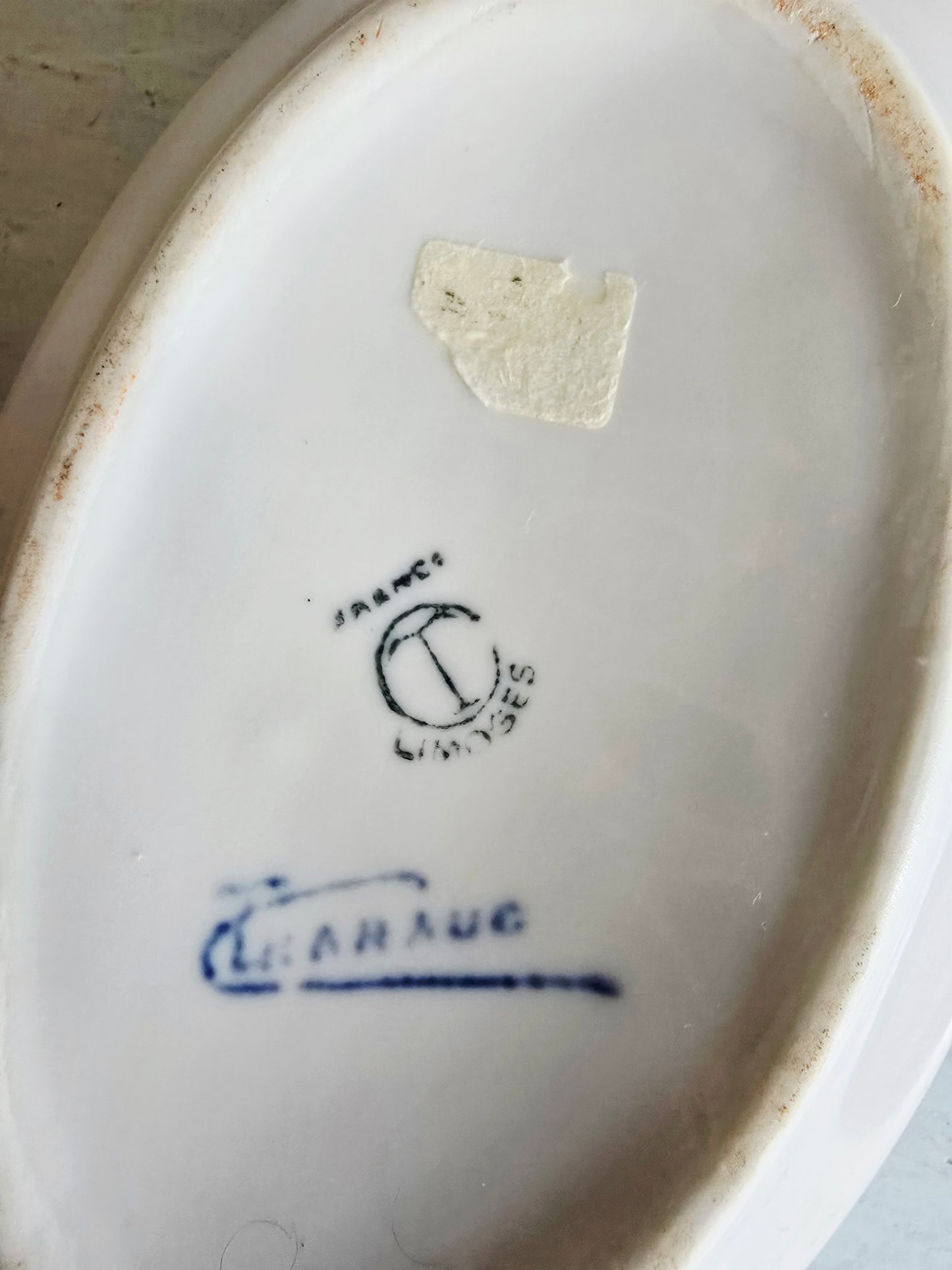 La bonbonnière Camille Tharaux